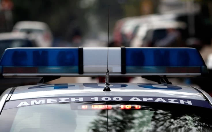 Μπαλάσκας για τροχαίο στου Ζωγράφου: Κινητό φέρετρο το περιπολικό!